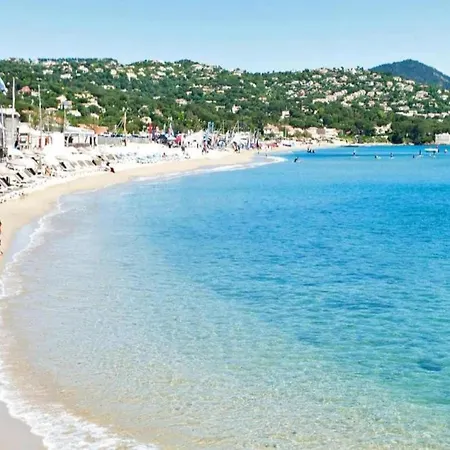 In Agay Near The Beach, Cleaning Included * Saint-Raphaël